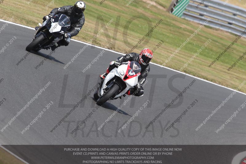 enduro digital images;event digital images;eventdigitalimages;no limits trackdays;oulton no limits trackday;oulton park cheshire;oulton trackday photographs;peter wileman photography;racing digital images;trackday digital images;trackday photos