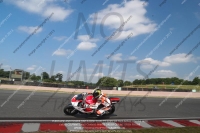 enduro-digital-images;event-digital-images;eventdigitalimages;no-limits-trackdays;oulton-no-limits-trackday;oulton-park-cheshire;oulton-trackday-photographs;peter-wileman-photography;racing-digital-images;trackday-digital-images;trackday-photos