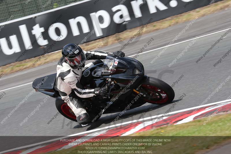 enduro digital images;event digital images;eventdigitalimages;no limits trackdays;oulton no limits trackday;oulton park cheshire;oulton trackday photographs;peter wileman photography;racing digital images;trackday digital images;trackday photos