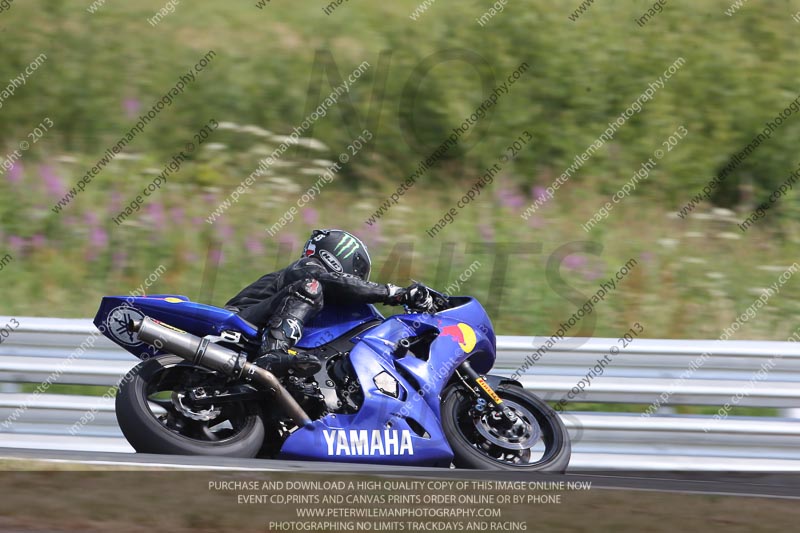 enduro digital images;event digital images;eventdigitalimages;no limits trackdays;oulton no limits trackday;oulton park cheshire;oulton trackday photographs;peter wileman photography;racing digital images;trackday digital images;trackday photos