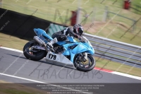 enduro-digital-images;event-digital-images;eventdigitalimages;no-limits-trackdays;oulton-no-limits-trackday;oulton-park-cheshire;oulton-trackday-photographs;peter-wileman-photography;racing-digital-images;trackday-digital-images;trackday-photos