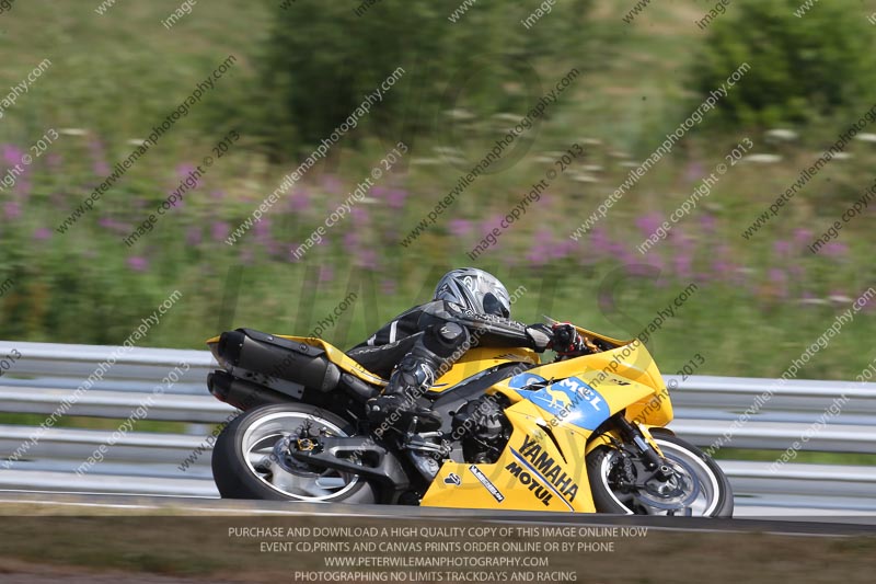 enduro digital images;event digital images;eventdigitalimages;no limits trackdays;oulton no limits trackday;oulton park cheshire;oulton trackday photographs;peter wileman photography;racing digital images;trackday digital images;trackday photos