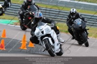 Rockingham-no-limits-trackday;enduro-digital-images;event-digital-images;eventdigitalimages;no-limits-trackdays;peter-wileman-photography;racing-digital-images;rockingham-raceway-northamptonshire;rockingham-trackday-photographs;trackday-digital-images;trackday-photos