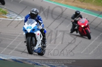 Rockingham-no-limits-trackday;enduro-digital-images;event-digital-images;eventdigitalimages;no-limits-trackdays;peter-wileman-photography;racing-digital-images;rockingham-raceway-northamptonshire;rockingham-trackday-photographs;trackday-digital-images;trackday-photos