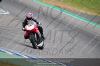 Rockingham-no-limits-trackday;enduro-digital-images;event-digital-images;eventdigitalimages;no-limits-trackdays;peter-wileman-photography;racing-digital-images;rockingham-raceway-northamptonshire;rockingham-trackday-photographs;trackday-digital-images;trackday-photos