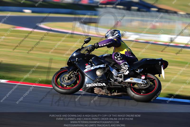 brands hatch photographs;brands no limits trackday;cadwell trackday photographs;enduro digital images;event digital images;eventdigitalimages;no limits trackdays;peter wileman photography;racing digital images;trackday digital images;trackday photos