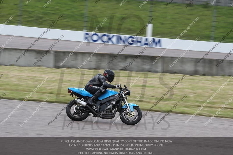 Rockingham no limits trackday;enduro digital images;event digital images;eventdigitalimages;no limits trackdays;peter wileman photography;racing digital images;rockingham raceway northamptonshire;rockingham trackday photographs;trackday digital images;trackday photos