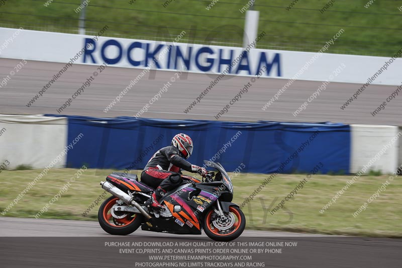 Rockingham no limits trackday;enduro digital images;event digital images;eventdigitalimages;no limits trackdays;peter wileman photography;racing digital images;rockingham raceway northamptonshire;rockingham trackday photographs;trackday digital images;trackday photos