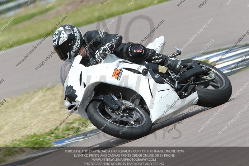 Rockingham no limits trackday;enduro digital images;event digital images;eventdigitalimages;no limits trackdays;peter wileman photography;racing digital images;rockingham raceway northamptonshire;rockingham trackday photographs;trackday digital images;trackday photos