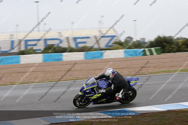 jerez;motorbikes;no limits;nov 2012;peter wileman photography;spain;trackday;trackday digital images