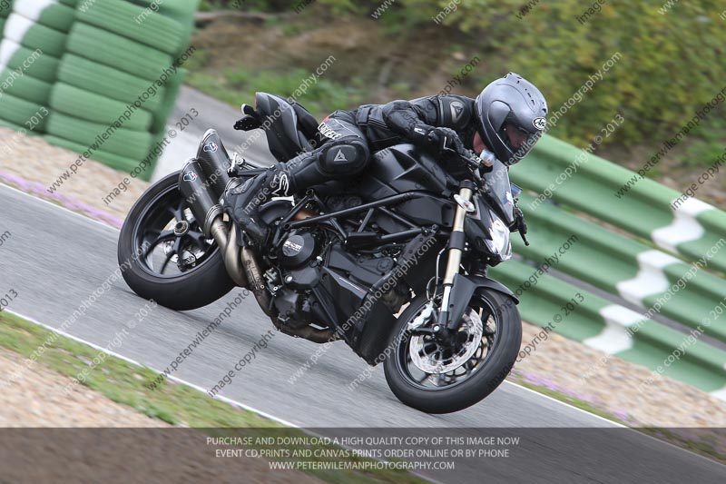 jerez;motorbikes;no limits;nov 2012;peter wileman photography;spain;trackday;trackday digital images