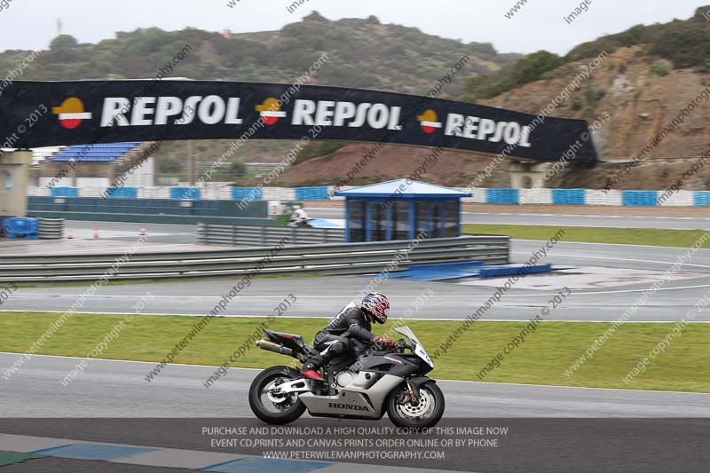 jerez;motorbikes;no limits;nov 2012;peter wileman photography;spain;trackday;trackday digital images