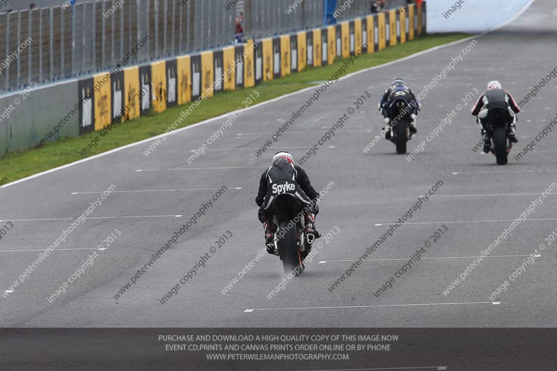 jerez;motorbikes;no limits;nov 2012;peter wileman photography;spain;trackday;trackday digital images