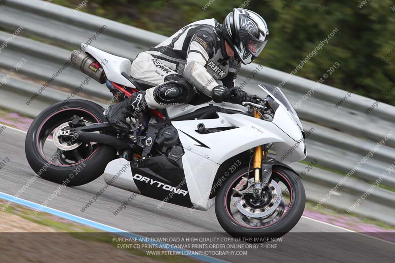 jerez;motorbikes;no limits;nov 2012;peter wileman photography;spain;trackday;trackday digital images