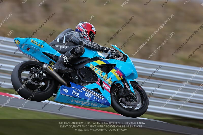 enduro digital images;event digital images;eventdigitalimages;no limits trackdays;oulton no limits trackday;oulton park cheshire;oulton trackday photographs;peter wileman photography;racing digital images;trackday digital images;trackday photos