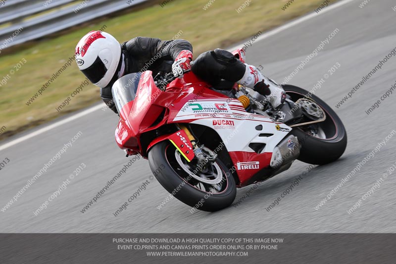 enduro digital images;event digital images;eventdigitalimages;no limits trackdays;oulton no limits trackday;oulton park cheshire;oulton trackday photographs;peter wileman photography;racing digital images;trackday digital images;trackday photos