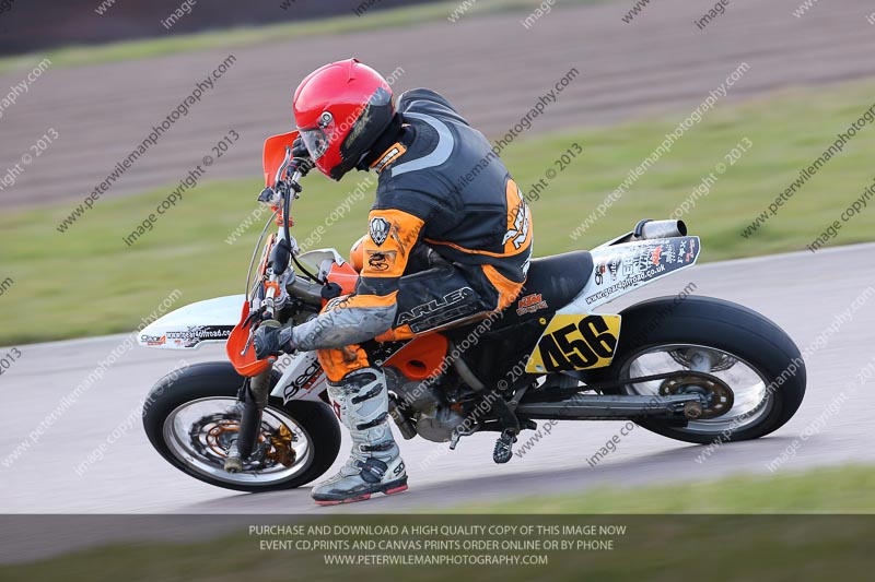 Rockingham no limits trackday;enduro digital images;event digital images;eventdigitalimages;no limits trackdays;peter wileman photography;racing digital images;rockingham raceway northamptonshire;rockingham trackday photographs;trackday digital images;trackday photos