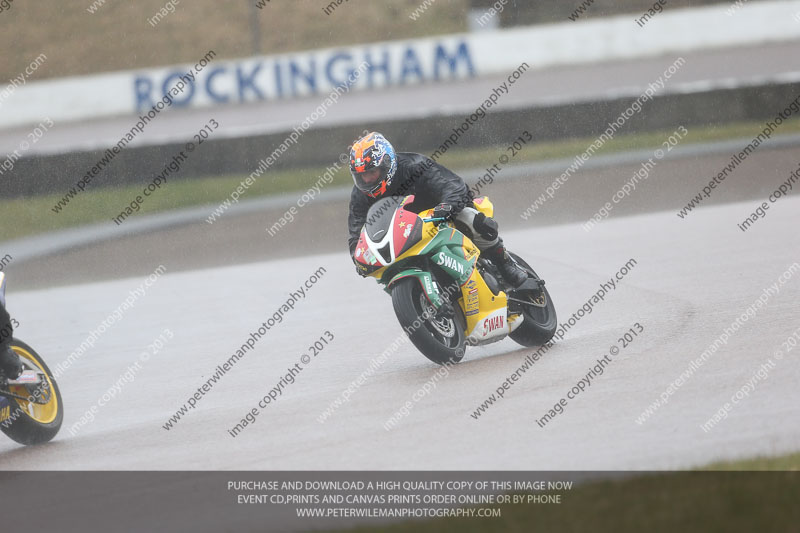 Rockingham no limits trackday;enduro digital images;event digital images;eventdigitalimages;no limits trackdays;peter wileman photography;racing digital images;rockingham raceway northamptonshire;rockingham trackday photographs;trackday digital images;trackday photos