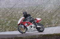 Rockingham-no-limits-trackday;enduro-digital-images;event-digital-images;eventdigitalimages;no-limits-trackdays;peter-wileman-photography;racing-digital-images;rockingham-raceway-northamptonshire;rockingham-trackday-photographs;trackday-digital-images;trackday-photos