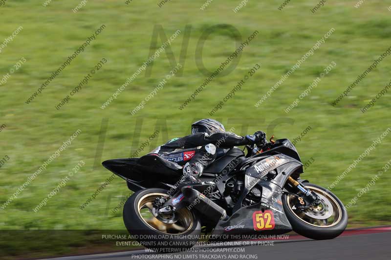 march 2010;motorbikes;no limits;peter wileman photography;portimao;portugal;trackday;trackday digital images