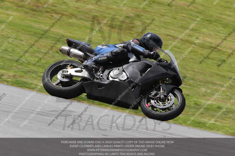 march 2010;motorbikes;no limits;peter wileman photography;portimao;portugal;trackday;trackday digital images