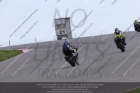 march-2010;motorbikes;no-limits;peter-wileman-photography;portimao;portugal;trackday;trackday-digital-images