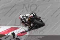 march-2010;motorbikes;no-limits;peter-wileman-photography;portimao;portugal;trackday;trackday-digital-images