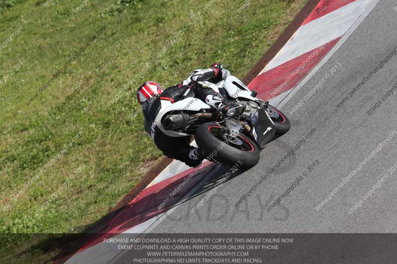 march 2010;motorbikes;no limits;peter wileman photography;portimao;portugal;trackday;trackday digital images