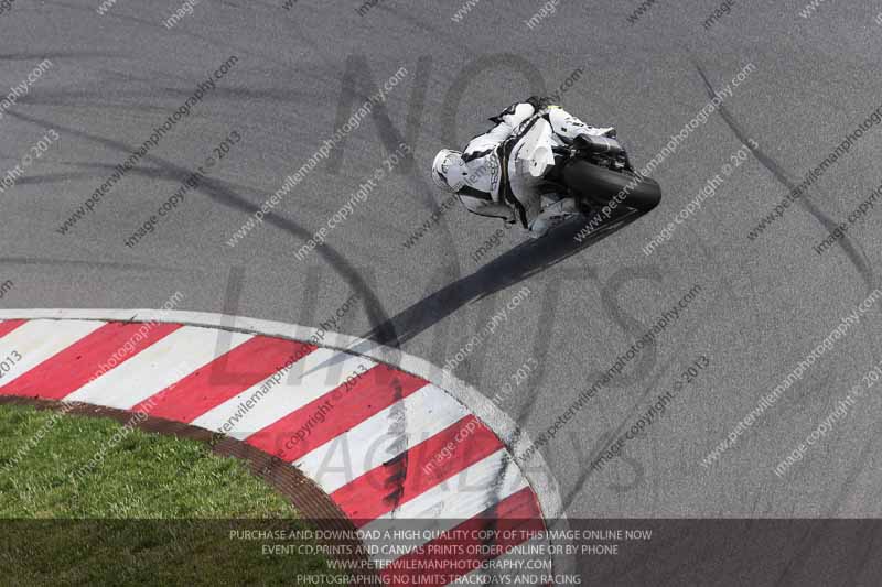 march 2010;motorbikes;no limits;peter wileman photography;portimao;portugal;trackday;trackday digital images