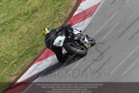 march-2010;motorbikes;no-limits;peter-wileman-photography;portimao;portugal;trackday;trackday-digital-images