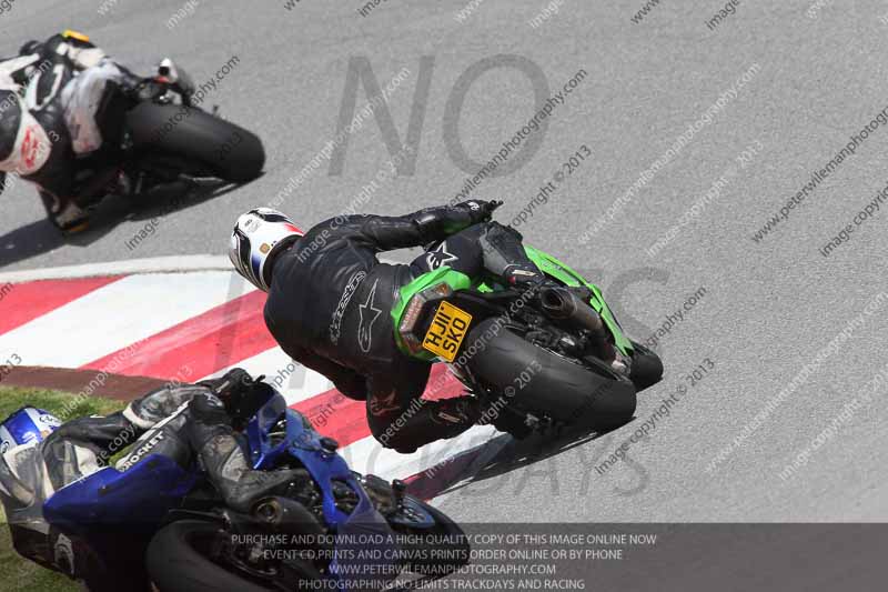 march 2010;motorbikes;no limits;peter wileman photography;portimao;portugal;trackday;trackday digital images