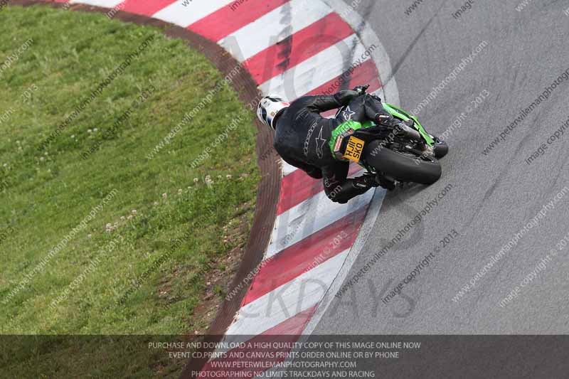 march 2010;motorbikes;no limits;peter wileman photography;portimao;portugal;trackday;trackday digital images