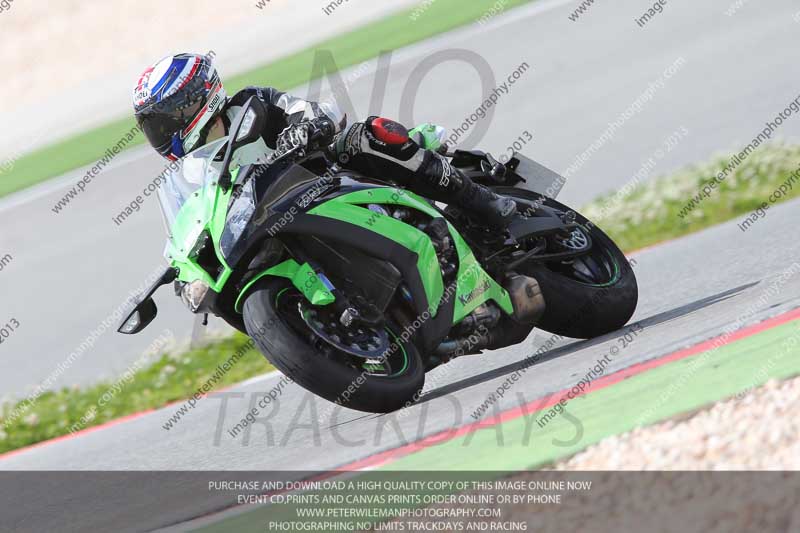 march 2010;motorbikes;no limits;peter wileman photography;portimao;portugal;trackday;trackday digital images