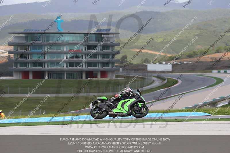 march 2010;motorbikes;no limits;peter wileman photography;portimao;portugal;trackday;trackday digital images