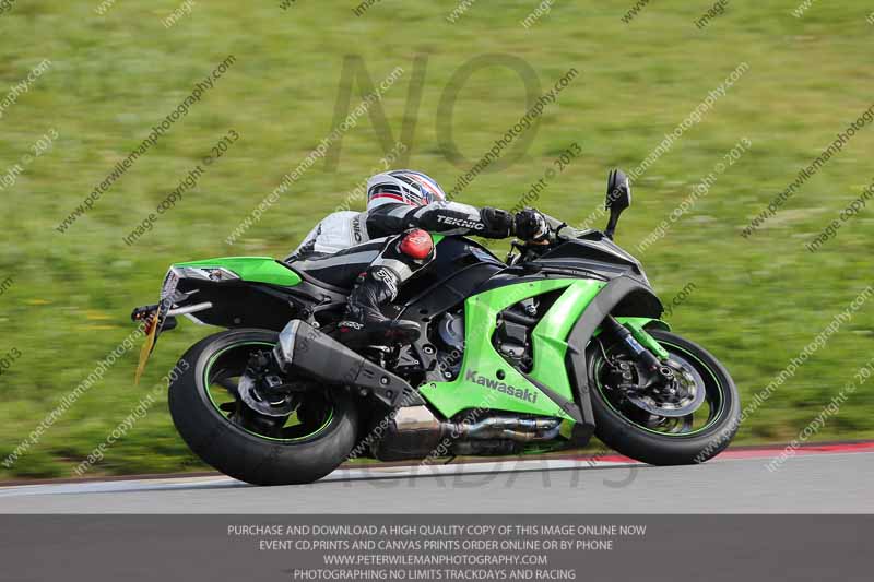 march 2010;motorbikes;no limits;peter wileman photography;portimao;portugal;trackday;trackday digital images