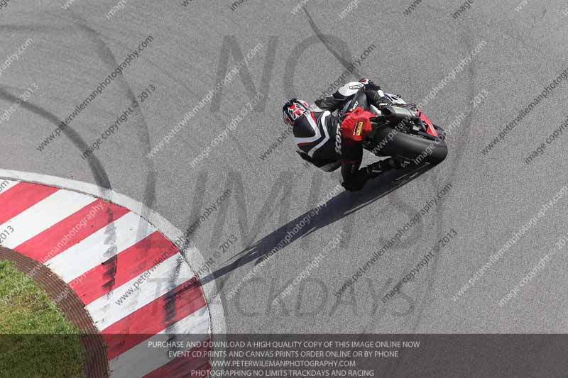 march 2010;motorbikes;no limits;peter wileman photography;portimao;portugal;trackday;trackday digital images