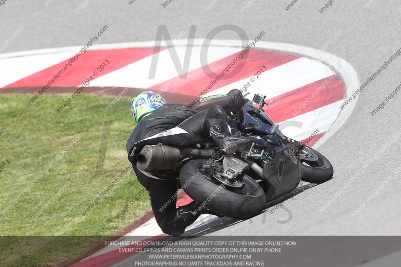 march 2010;motorbikes;no limits;peter wileman photography;portimao;portugal;trackday;trackday digital images