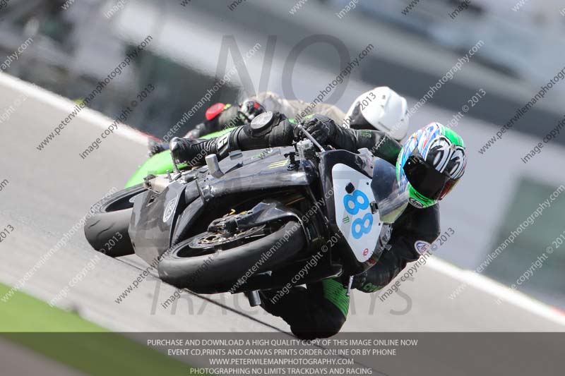 march 2010;motorbikes;no limits;peter wileman photography;portimao;portugal;trackday;trackday digital images