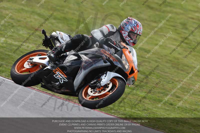 march 2010;motorbikes;no limits;peter wileman photography;portimao;portugal;trackday;trackday digital images