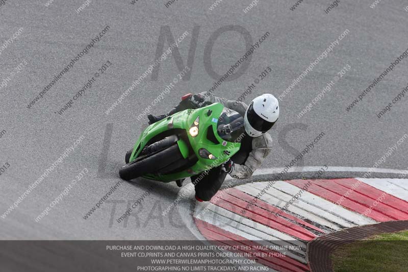 march 2010;motorbikes;no limits;peter wileman photography;portimao;portugal;trackday;trackday digital images