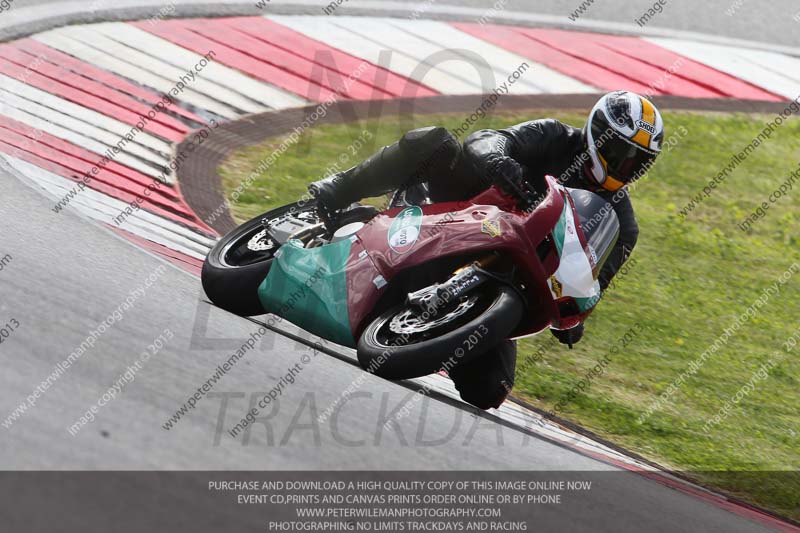 march 2010;motorbikes;no limits;peter wileman photography;portimao;portugal;trackday;trackday digital images