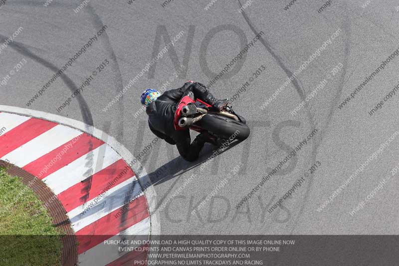 march 2010;motorbikes;no limits;peter wileman photography;portimao;portugal;trackday;trackday digital images