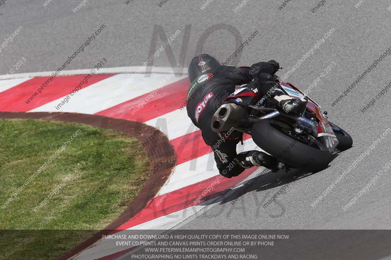 march 2010;motorbikes;no limits;peter wileman photography;portimao;portugal;trackday;trackday digital images