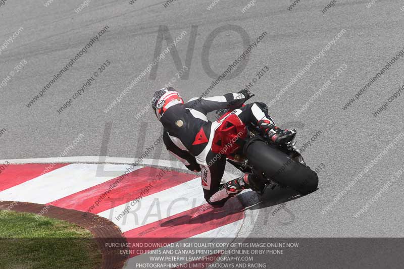 march 2010;motorbikes;no limits;peter wileman photography;portimao;portugal;trackday;trackday digital images