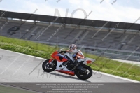 march-2010;motorbikes;no-limits;peter-wileman-photography;portimao;portugal;trackday;trackday-digital-images