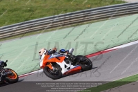 march-2010;motorbikes;no-limits;peter-wileman-photography;portimao;portugal;trackday;trackday-digital-images