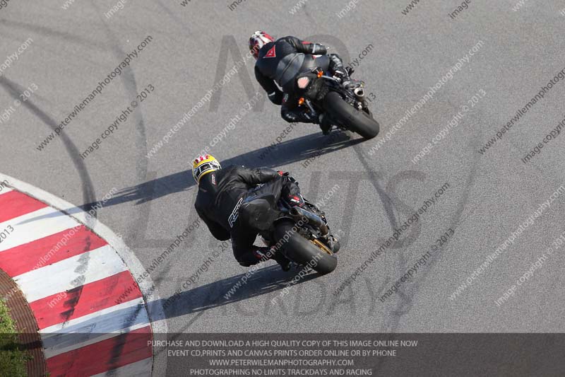 march 2010;motorbikes;no limits;peter wileman photography;portimao;portugal;trackday;trackday digital images