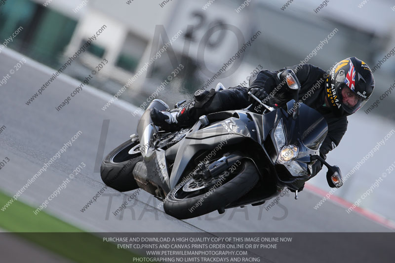 march 2010;motorbikes;no limits;peter wileman photography;portimao;portugal;trackday;trackday digital images