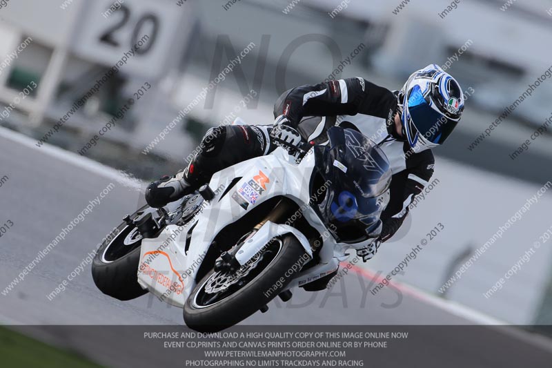 march 2010;motorbikes;no limits;peter wileman photography;portimao;portugal;trackday;trackday digital images