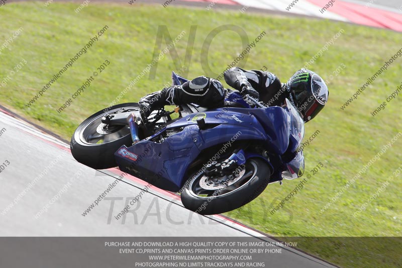 march 2010;motorbikes;no limits;peter wileman photography;portimao;portugal;trackday;trackday digital images